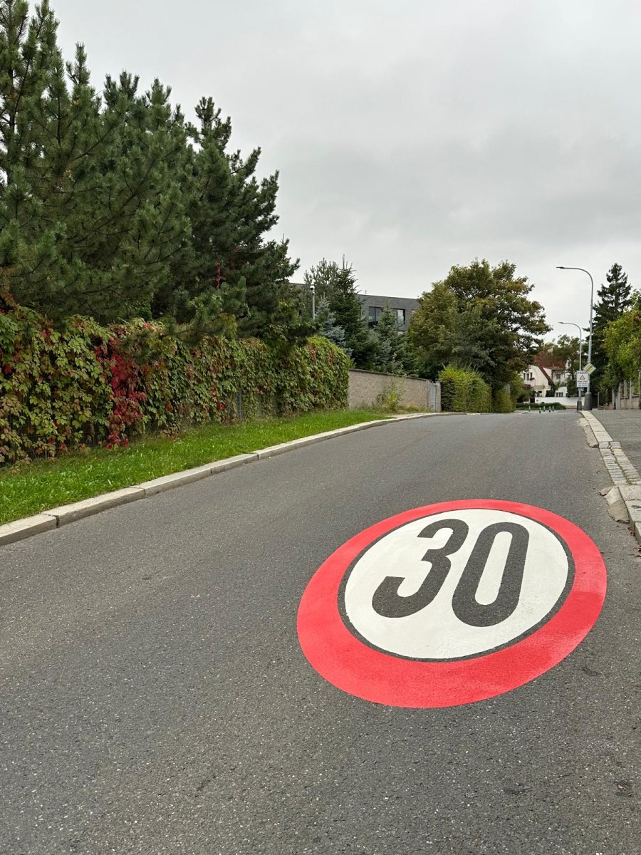 30-Na-Krutci-vodorovne-znaceni